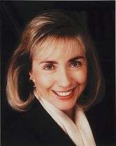 Formal color portrait of Clinton, 1992