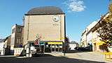 Functionalist post office designed by Ernest Wiesner.